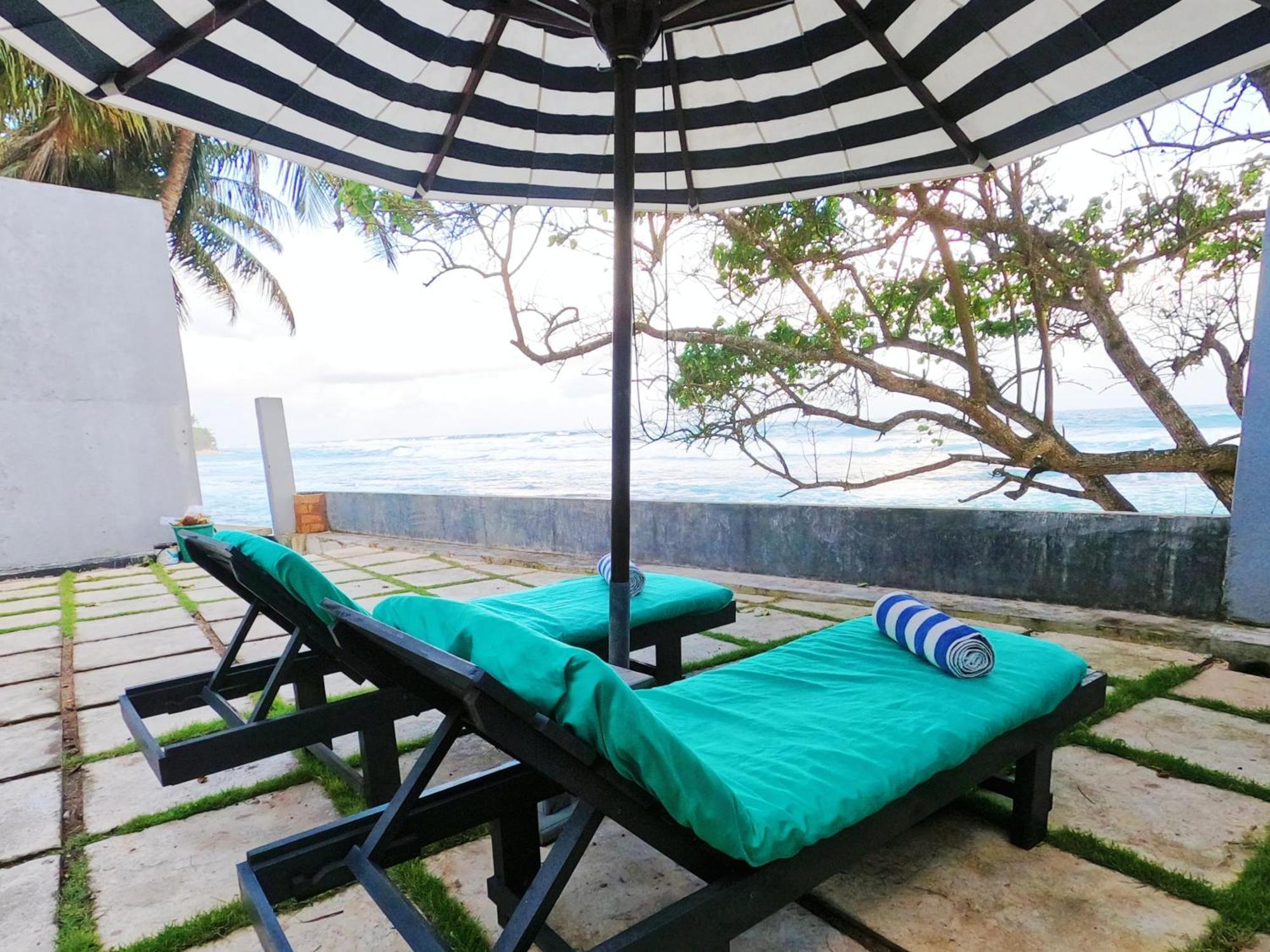 Villa Breeze Talpe Unawatuna Exterior photo